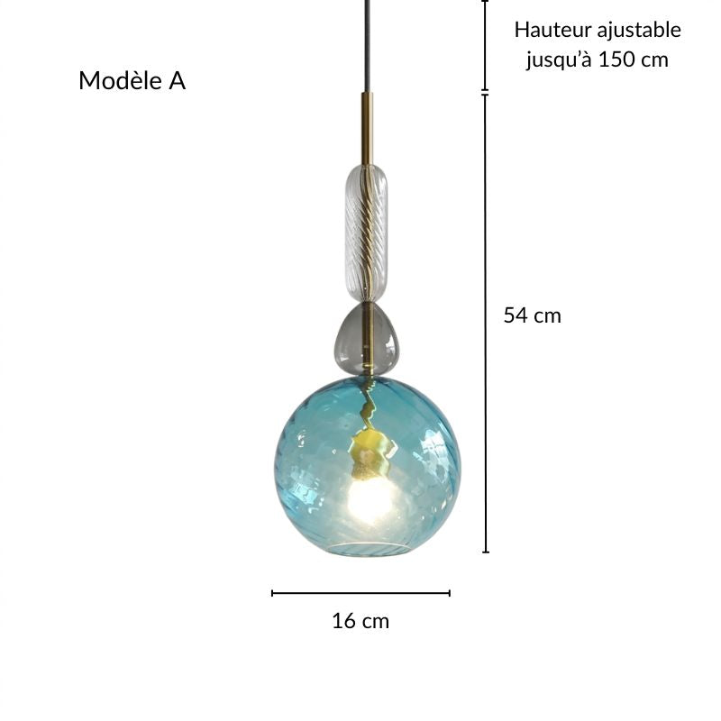 Vue technique avec dimensions de la suspension en verre soufflé bleu ciel pour aménagement intérieur.