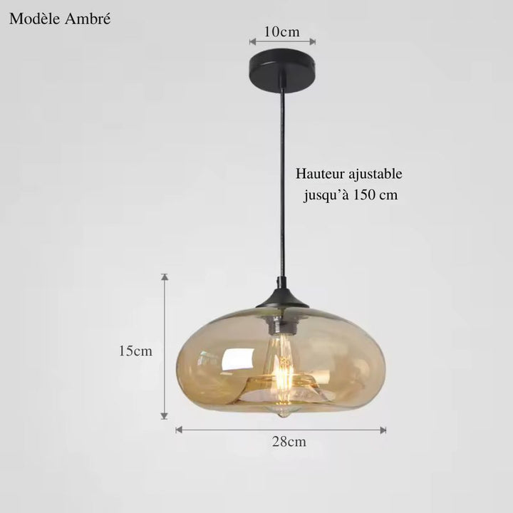 Version ambrée de la suspension dôme en verre, au style rétro chaleureux avec hauteur réglable jusqu’à 150 cm