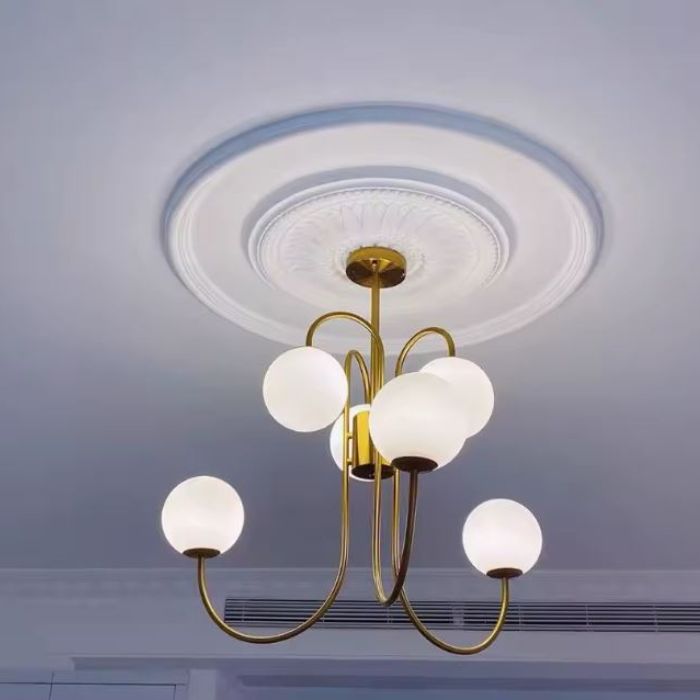 Lustre Courbé Doré à 6 Globes Opalins