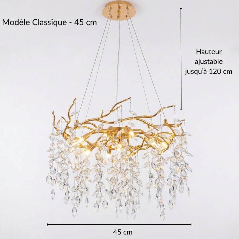 Lustre design doré en forme de branche avec pampilles en cristal, diamètre 45 cm, éclairage LED élégant.