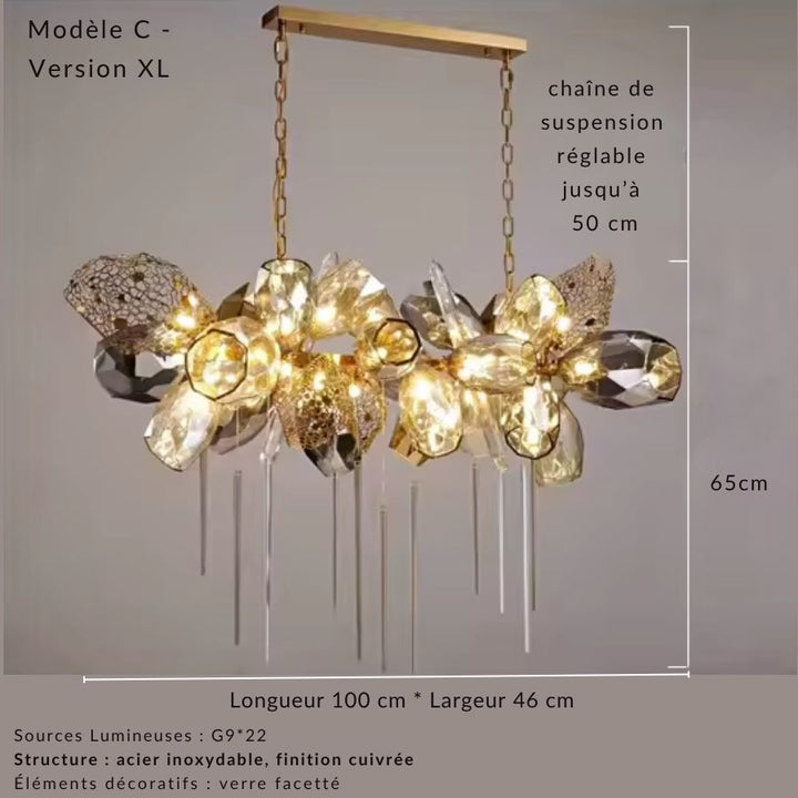 Composition horizontale de 100 cm en cristal fumé et doré, au style précieux, contemporain et décoratif.
