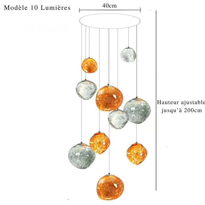Composition aérienne de 10 globes lumineux ambrés et argentés à différentes hauteurs, sur une rosace ronde de 40 cm.