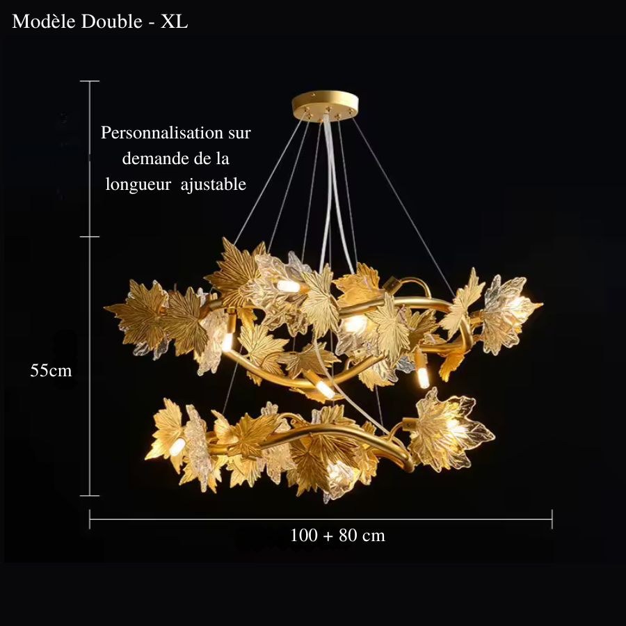 Deux couronnes de 100 et 80 cm composent ce lustre floral luxueux, paré de feuilles d'érable dorées et de verre sculpté.