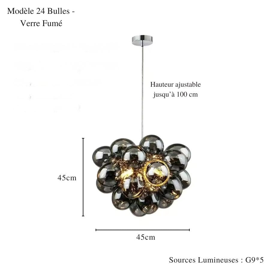 Avec ses 24 bulles fumées, ce lustre grappe crée un volume généreux au style design et organique