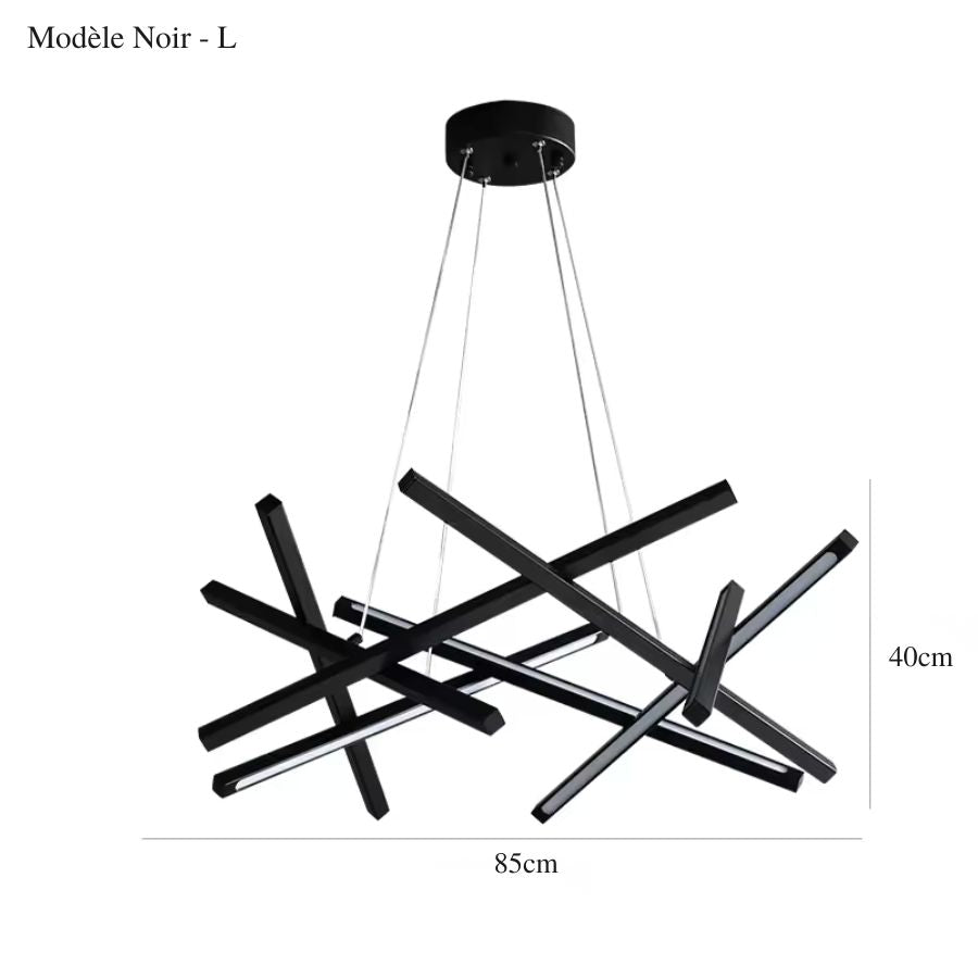 Des tiges noires aux lignes angulaires composent ce lustre LED de 85 cm, au design minimaliste et sculptural.