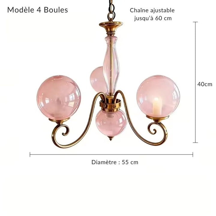 Lustre rose poudré à 4 boules en verre et volutes dorées, au style vintage délicat et élégant