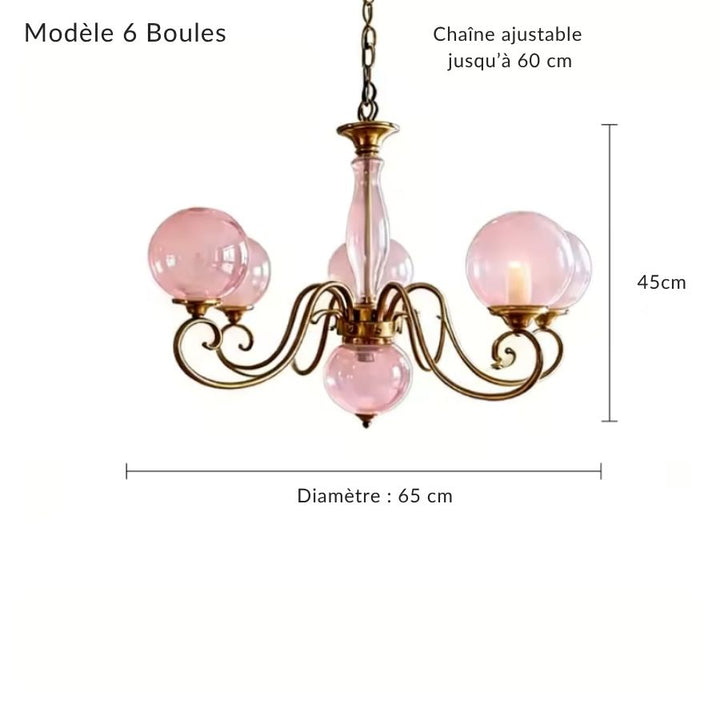 Lustre rose poudré à 6 globes en verre, avec bras dorés courbés au charme classique et raffiné