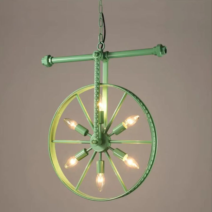Roue métallique verte suspendue avec 6 ampoules apparentes, dans un style vintage industriel au caractère original