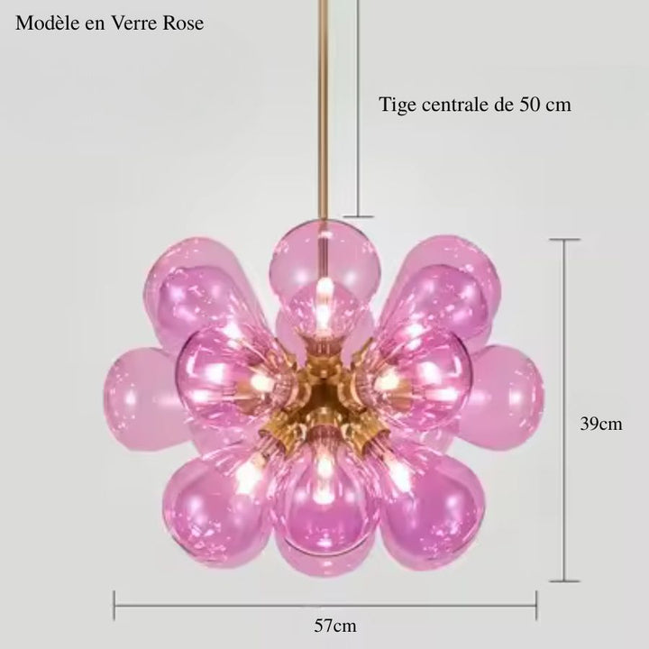 Dimensions du lustre sculptural en verre rose et métal doré, au design pop vintage : 57 cm de large et 39 cm de haut.