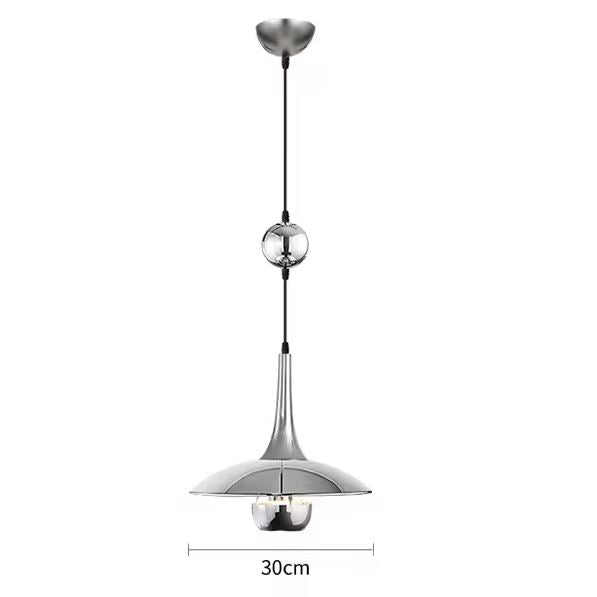 Suspension acier de 30 cm au style moderne et épuré, idéale pour éclairer un espace intime avec une touche contemporaine.