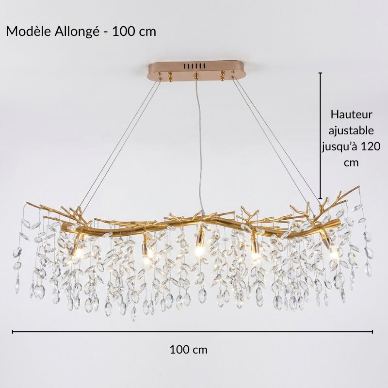 Suspension allongée rectangulaire dorée, design épuré avec pampilles en cristal, éclairage LED intégré.