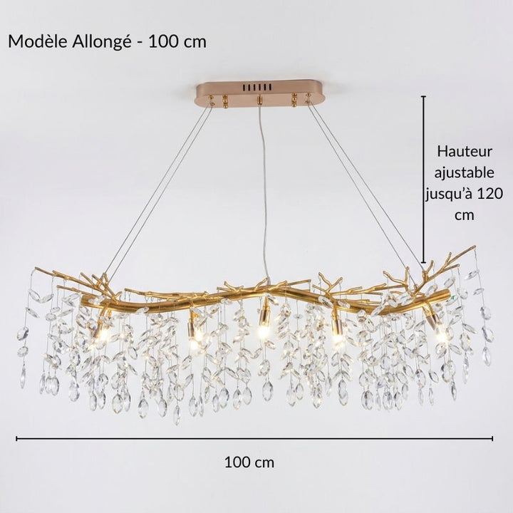 Suspension allongée rectangulaire dorée, design épuré avec pampilles en cristal, éclairage LED intégré.