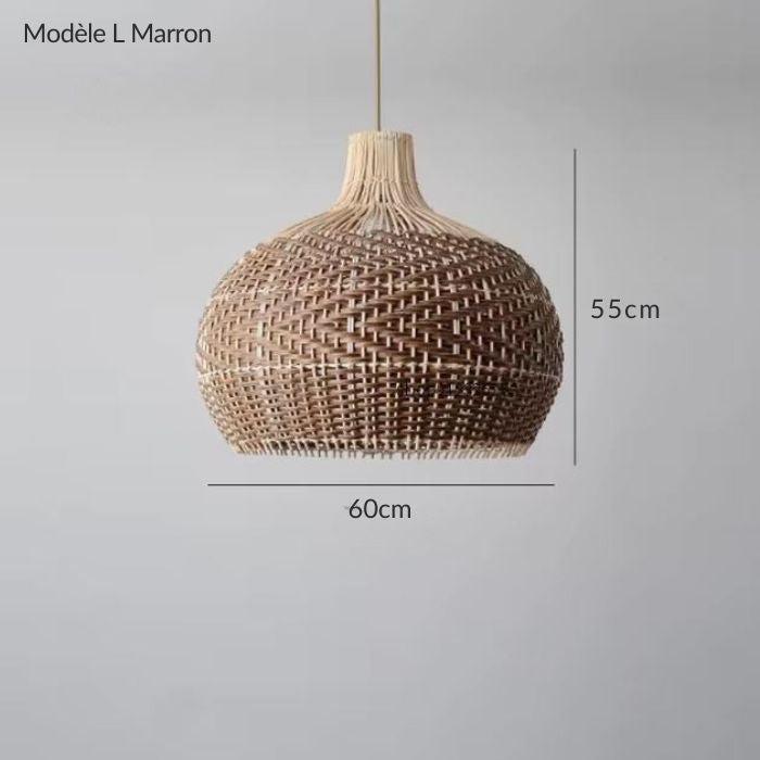 Suspension boule en rotin naturel au diamètre de 60 cm, idéale pour un intérieur authentique et lumineux.