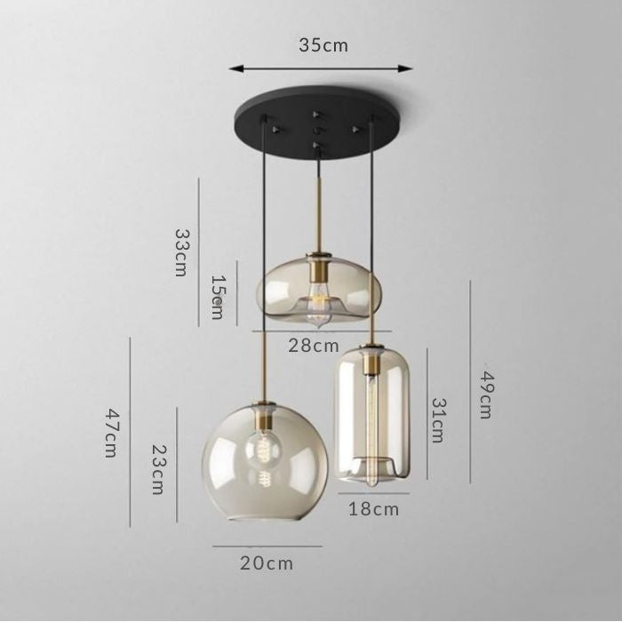 Suspension cascade vintage avec dimensions complètes et abat-jours en verre pour un éclairage élégant.