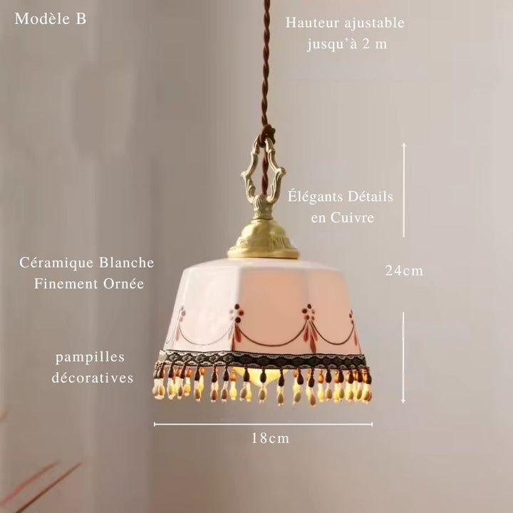 Modèle B en céramique ornée avec frange de pampilles, au charme rétro délicat inspiré des luminaires anciens