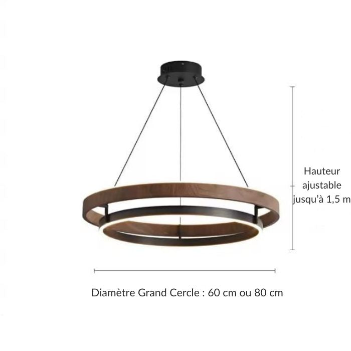 Suspension cercle bois et métal disponible en 60 cm ou 80 cm, avec hauteur ajustable pour s’adapter à tout type de plafond.