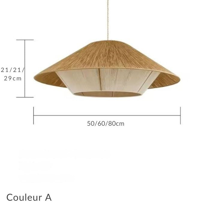 Suspension en chanvre et rotin clair avec plusieurs dimensions disponibles, idéale pour un éclairage naturel et moderne.