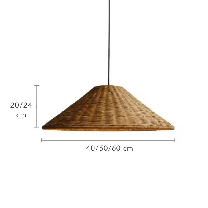 Suspension chapeau en rotin foncé avec des dimensions de 40, 50 et 60 cm, apportant chaleur et élégance à votre intérieur.