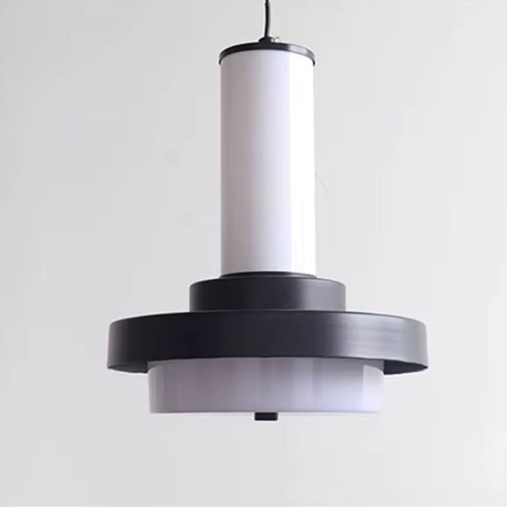 Modèle noir et blanc de la suspension colonne à disque en métal, aux lignes graphiques et au style moderne épuré