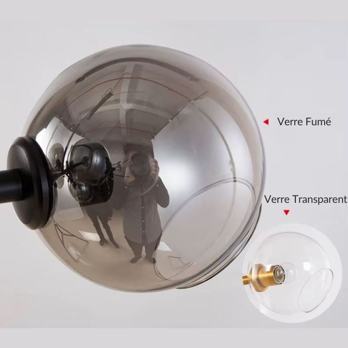 Comparatif des globes en verre fumé et transparent de la Suspension Constellation Linéaire à Globes en Verre