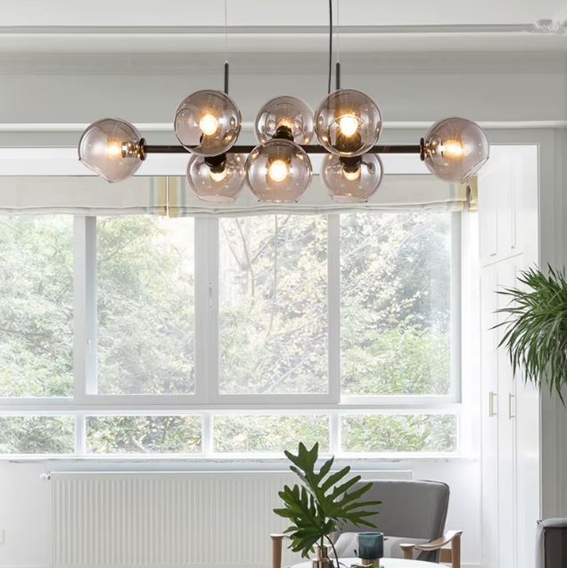Suspension Constellation Linéaire à globes en verre fumé au style design italien, contemporain et mid-century