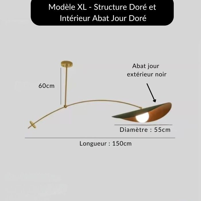 Modèle XL de suspension déportée dorée avec abat-jour doré, au style raffiné et contemporain.