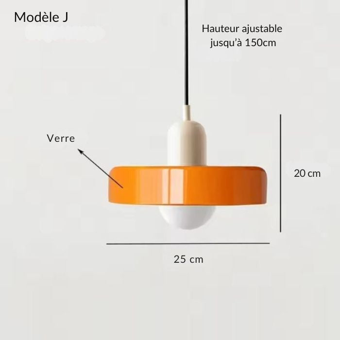 Suspension disque orange et blanche, modèle J au design seventies sobre et décoratif.