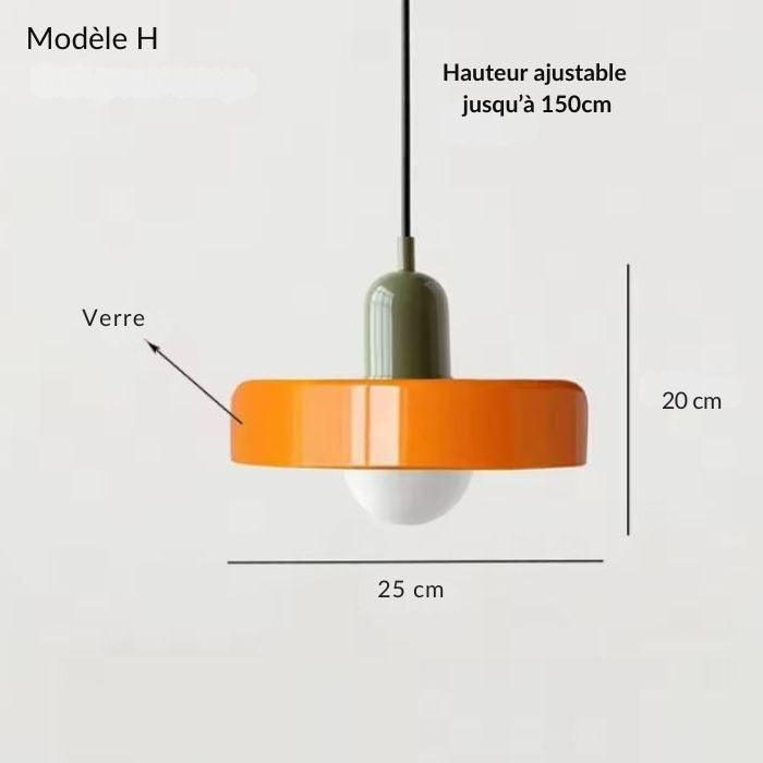 Suspension disque orange et verte, modèle H au style pop graphique et plein de fraîcheur.