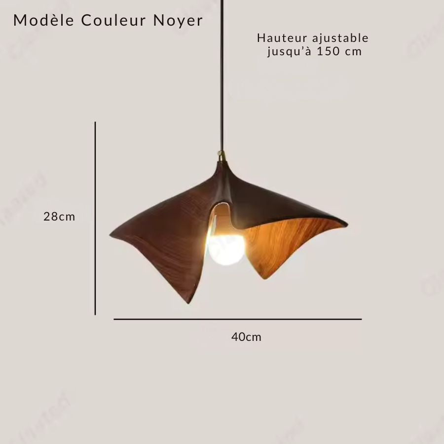 Suspension feuille enroulée en résine effet bois noyer, design organique de 40 cm de largeur