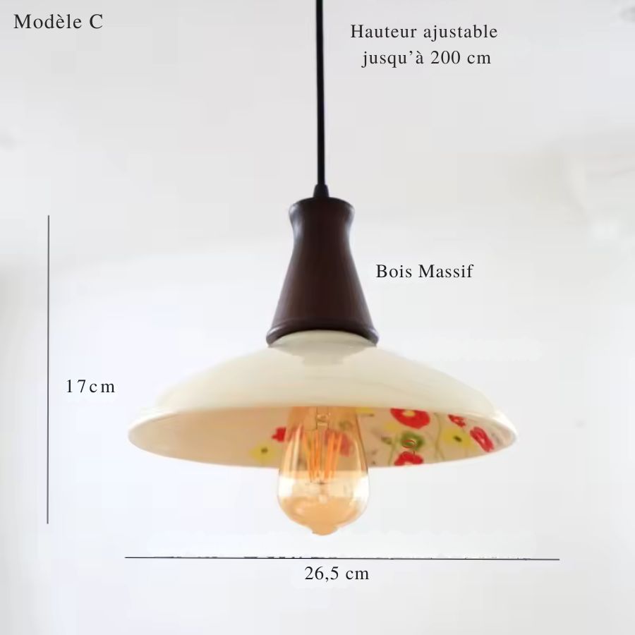 Modèle C de suspension en céramique fleurie et bois massif, forme épurée d’inspiration vintage et naturelle