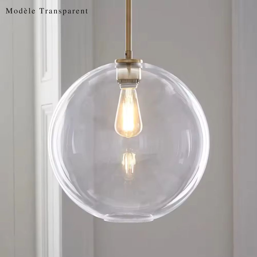 Globe en verre transparent suspendu, proposé en 15 à 30 cm, avec une esthétique épurée et contemporaine