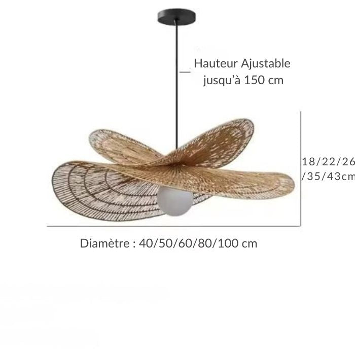 Suspension libellule en rotin avec hauteur ajustable jusqu'à 150 cm, disponible en plusieurs dimensions, pour un éclairage unique.