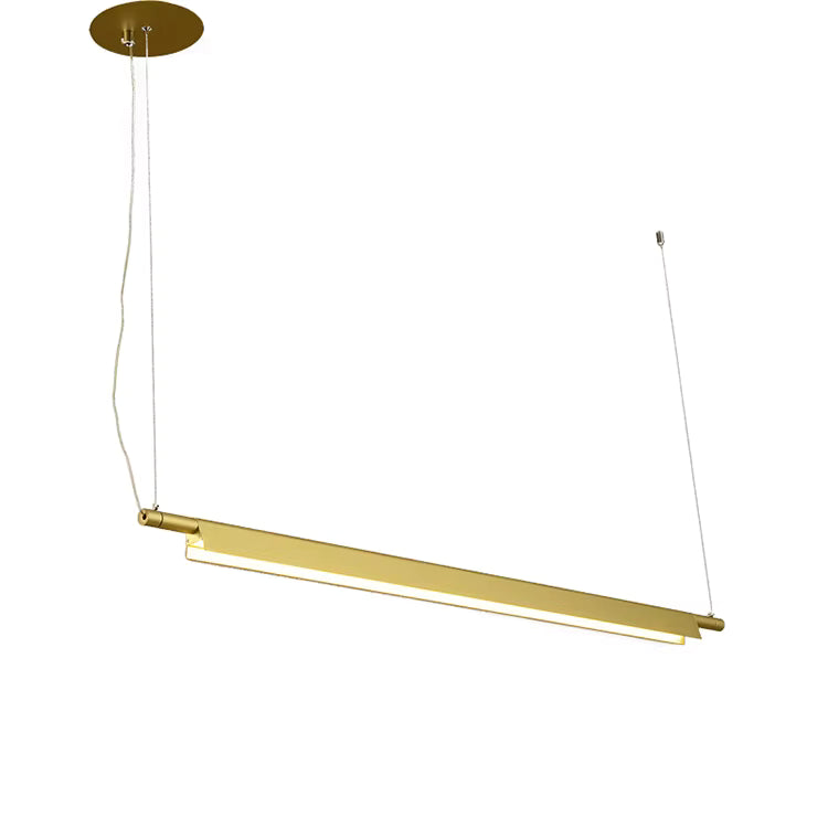 Suspension linéaire LED dorée suspendue par câbles fins, au style minimaliste, élégant et contemporain