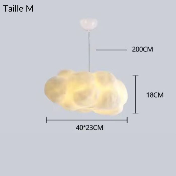 Suspension nuage taille M offrant un éclairage chaleureux et une ambiance aérienne pour votre intérieur.