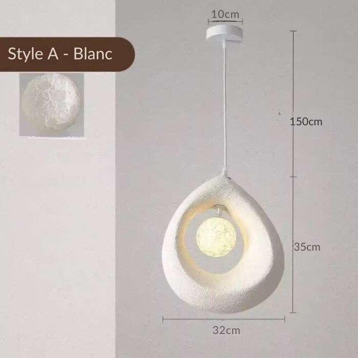 Suspension en plâtre style A blanc avec design moderne, idéale pour une ambiance lumineuse élégante.