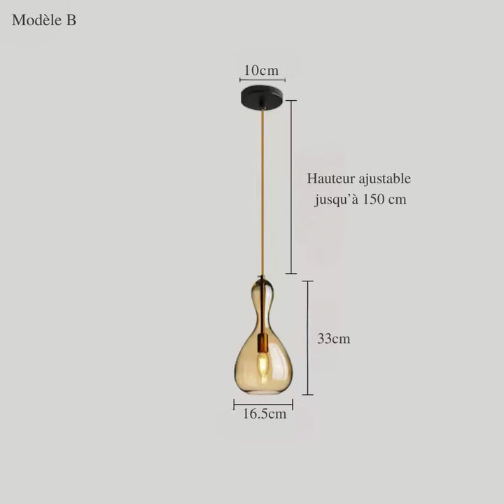 Schéma d'une suspension design en verre ambré en forme de poire, mesurant 33 cm de hauteur pour 16,5 cm de diamètre.