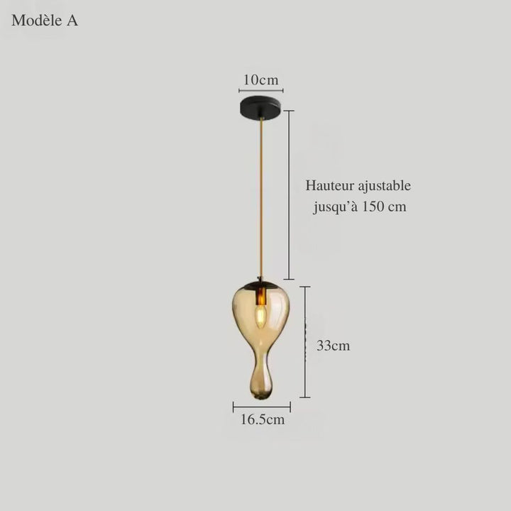 Dimensions d'une suspension en verre ambré en goutte inversée, au design organique, de 33 cm de haut et 16,5 cm de large.