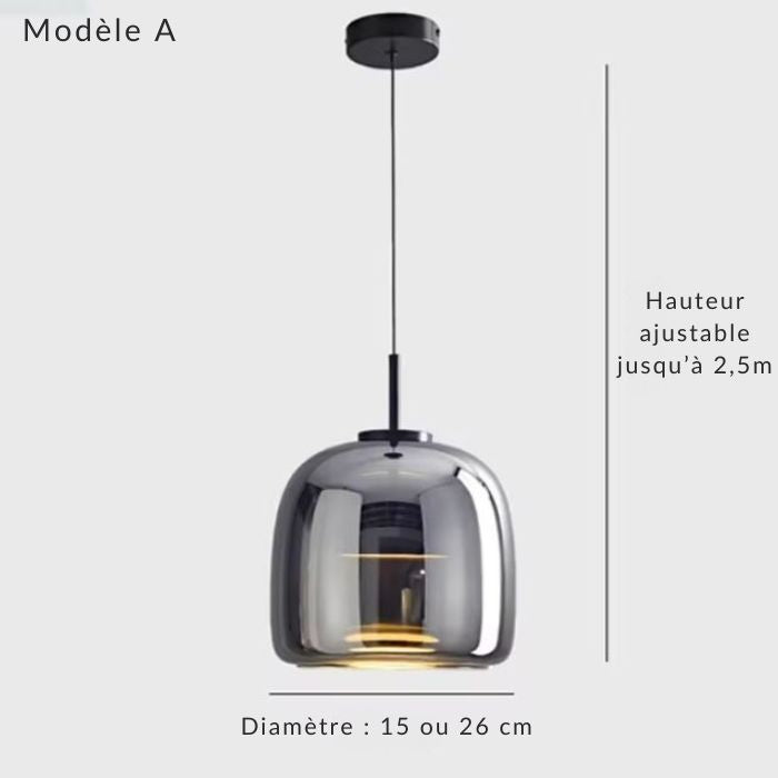 Suspension verre fumé gris modèle A, petit format au design épuré, idéale en série au-dessus d’un bar ou comptoir.