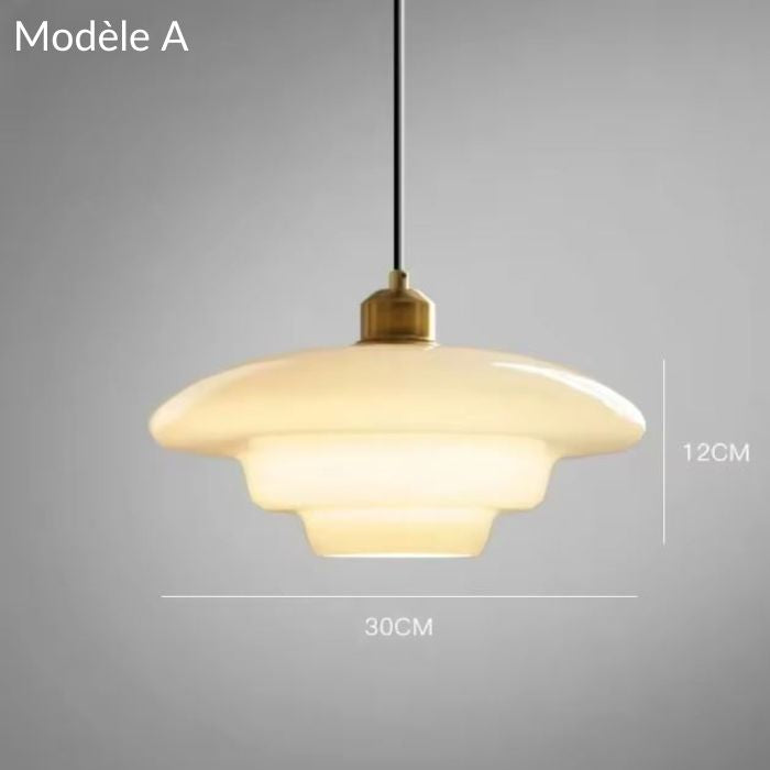 Suspension en verre opaline Modèle A, design épuré de 30 cm, idéal pour un éclairage raffiné et moderne.